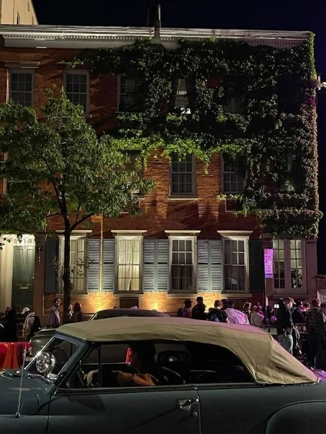 One of Manhattan's Oldest Small Hotels Offered For Sale