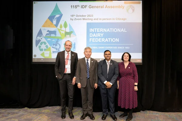 Yili's Vice President Yun Zhanyou Elected to the Board of the International Dairy Federation