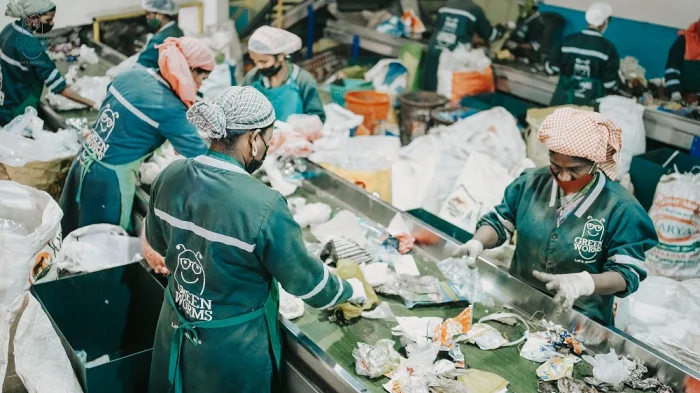 Women in Circularity: Beiersdorf Launches Initiative to Support Women and Leverage Plastic Recycling <br>