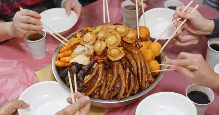 Celebrate CNY in Hong Kong Like a Local: Experience Little-Known Festive Traditions and Not-to-be-missed Events<br>