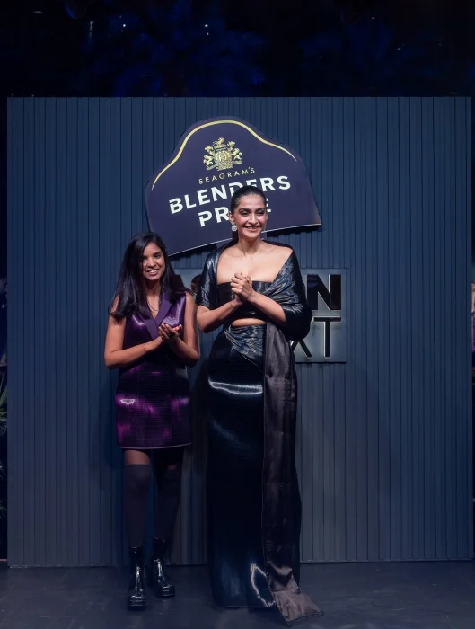 Blenders Pride Glassware Fashion Nxt Kicks off in Gurugram: Fashion Icon Sonam Kapoor Walks for Couturier Rimzim Dadu<br>