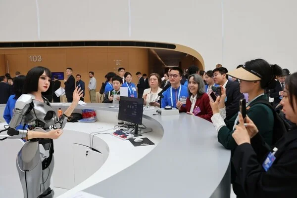 Greater efforts urged on sci-tech cooperation