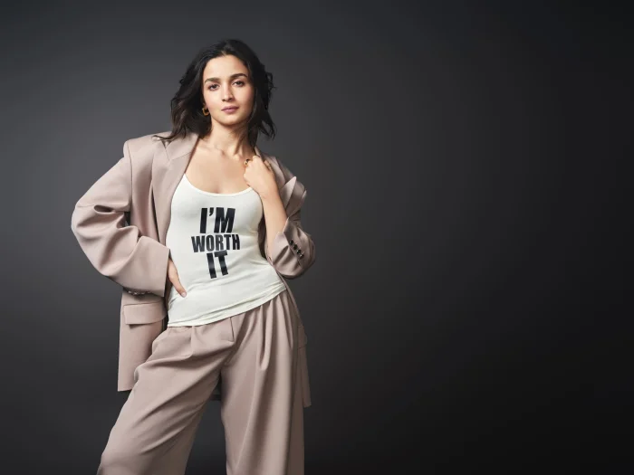 L’Oréal Paris Signs Alia Bhatt as the New Global Brand Ambassador<br>