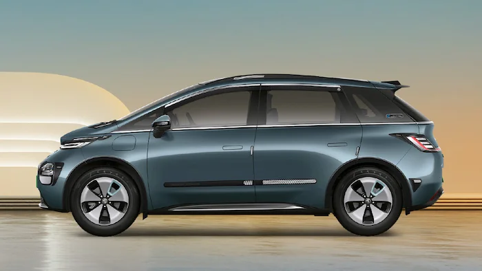 MG Windsor Becomes India’s First Passenger EV to Record 15,176 Bookings on the First Day<br>