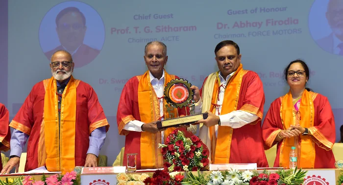 Symbiosis Skills and Professional University, Pune Concludes Its 5th Convocation Ceremony<br>