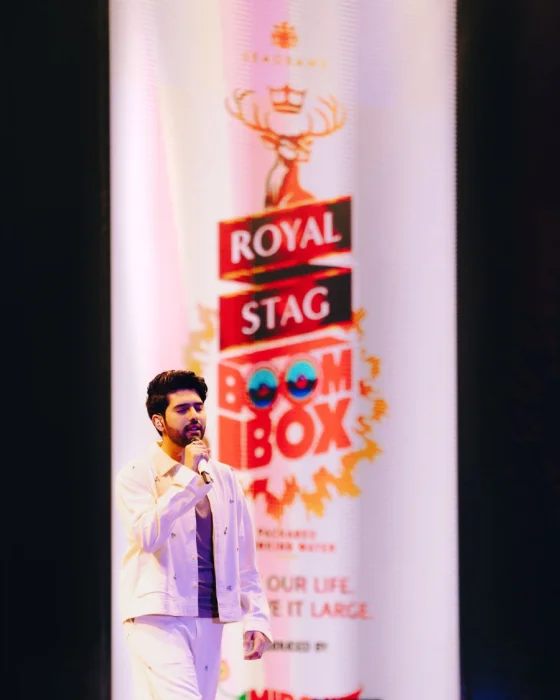 Royal Stag BoomBox Creates a Spell-Binding Experience in Thane, Mumbai: Iconic Performances by Armaan Malik, Nikhita Gandhi, Ikka and DJ Yogii<br>
