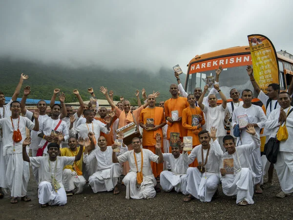 ISKCON's Travelling Sankirtan Party: Spreading Spiritual Knowledge Across India