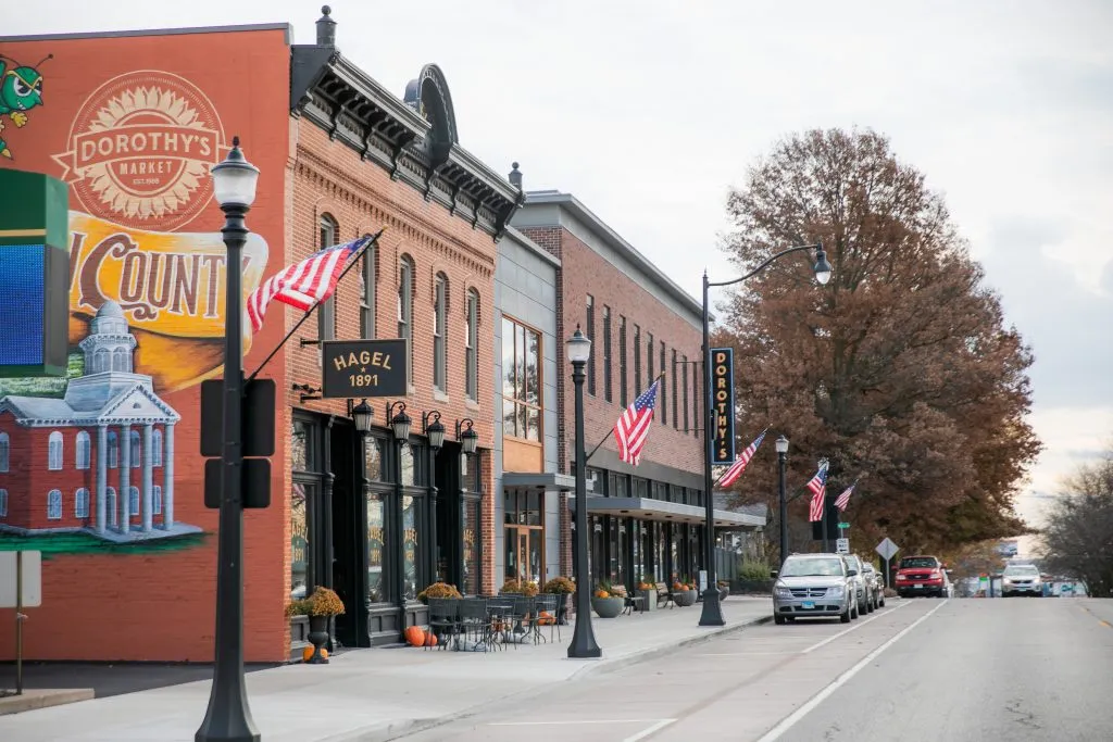 Landmarks Illinois acquires Illinois Main Street