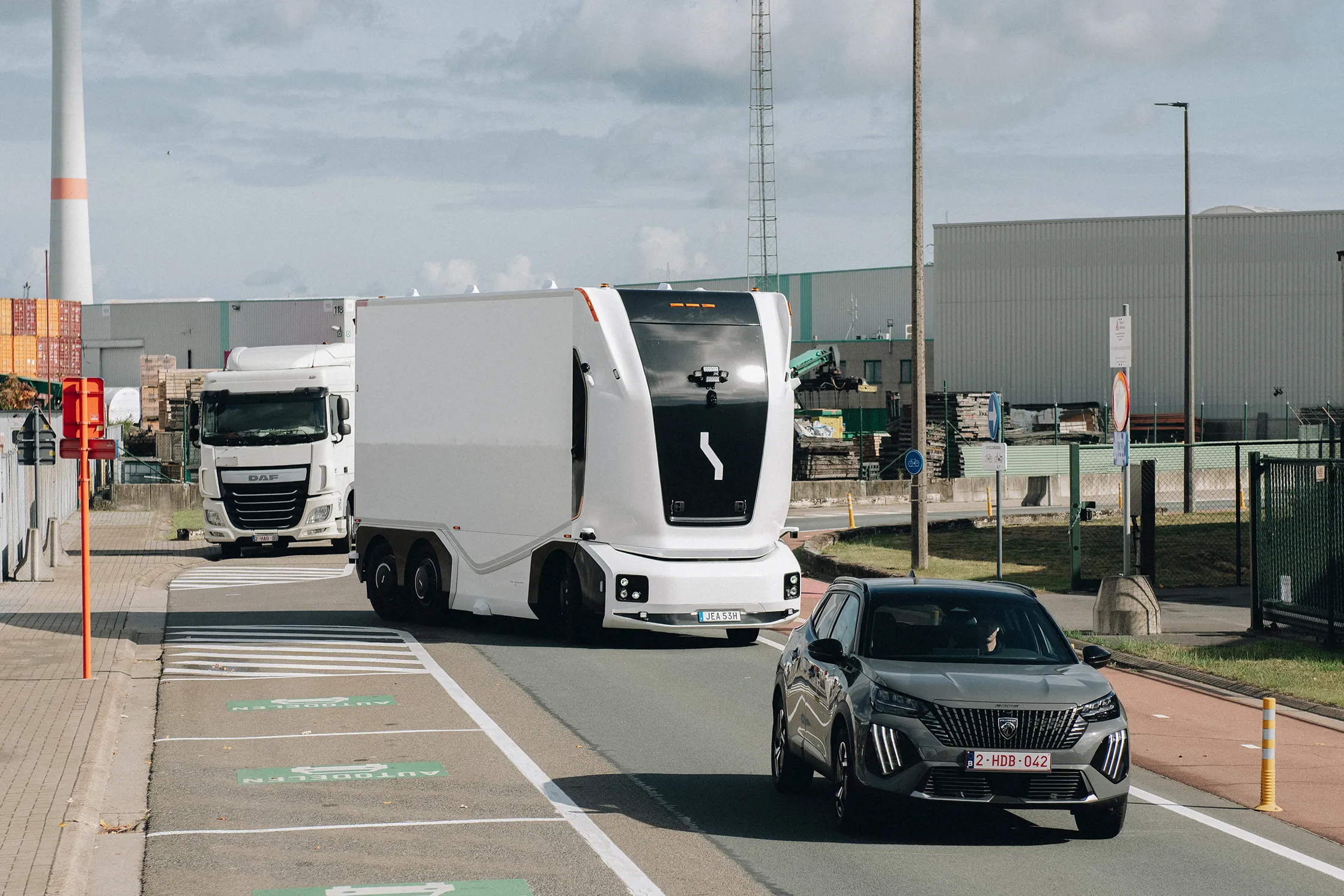 Einride Deepens Collaboration with NVIDIA: Adopts NVIDIA Alpamayo for Autonomous Trucks