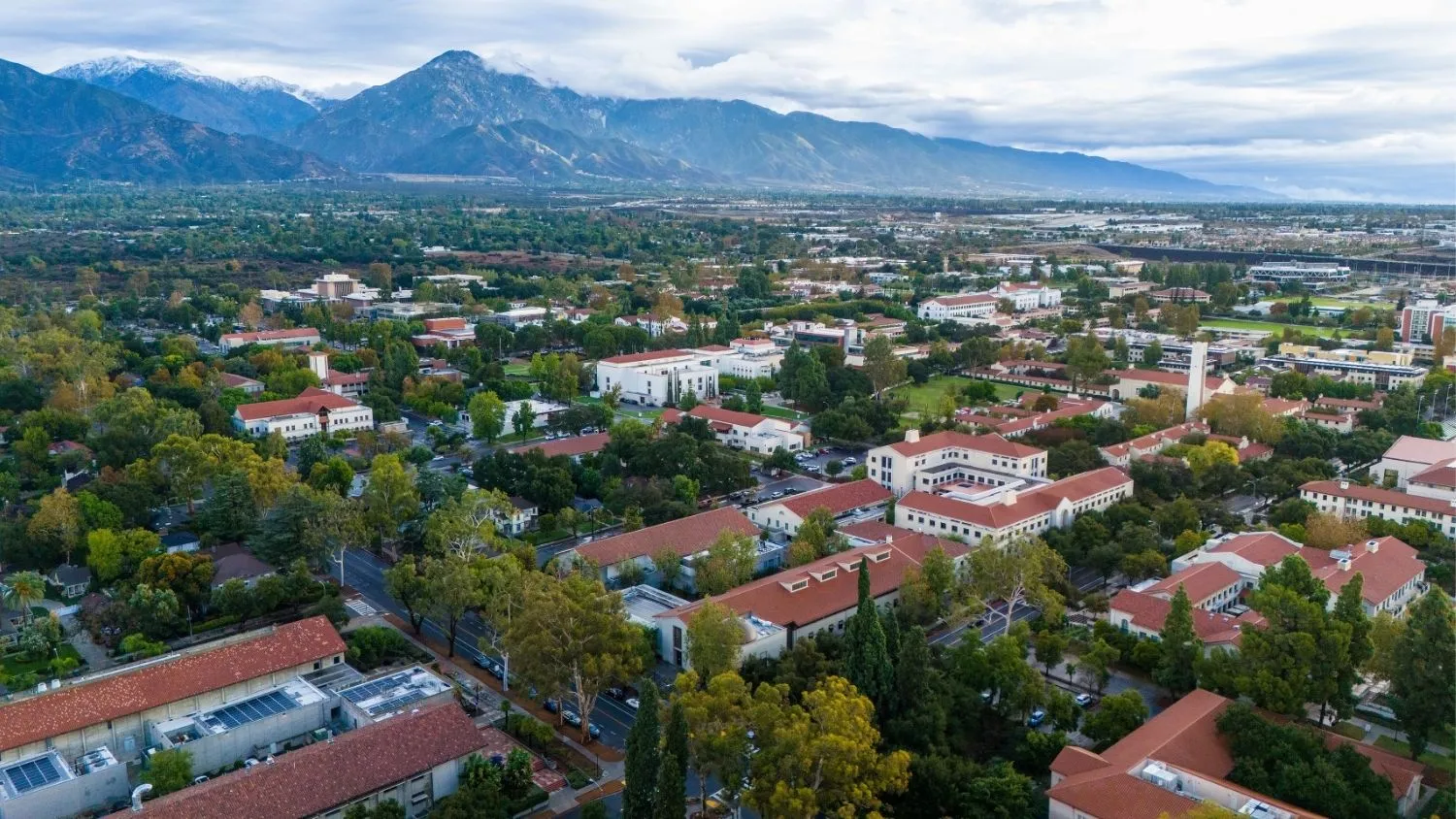 Pomona College and Claremont Graduate University Deepen Century-Long Ties Through New Strategic Partnership